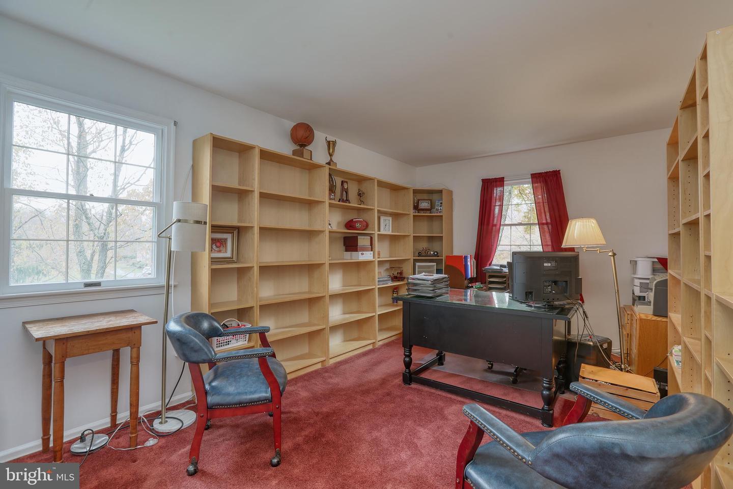 1379 Heller Dr