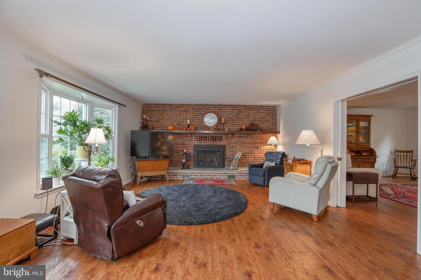 1379 Heller Dr