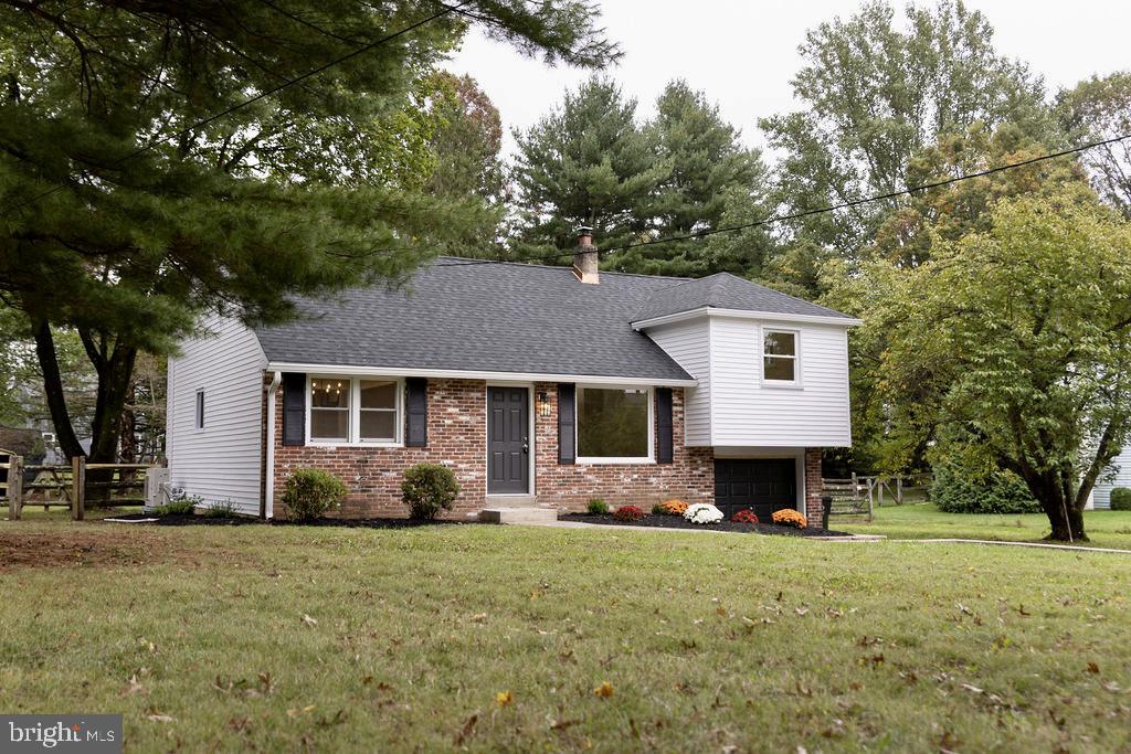 139 W Sandy Ridge Rd