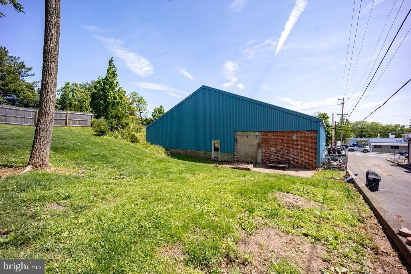 190 & 180 S Clinton St