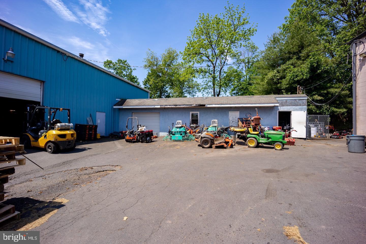 190 & 180 S Clinton St