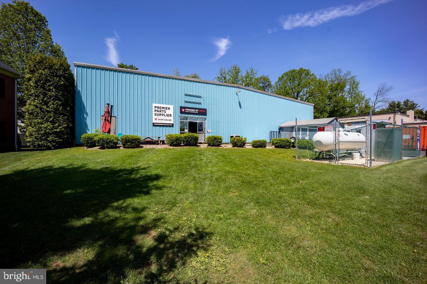 190 & 180 S Clinton St