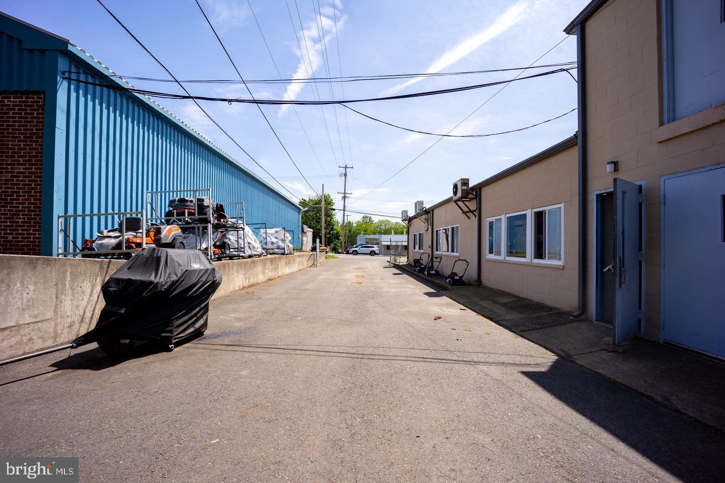 190 & 180 S Clinton St