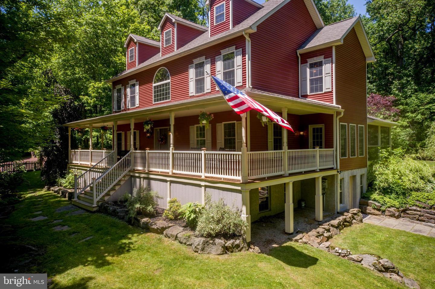 451 Lonely Cottage Rd
