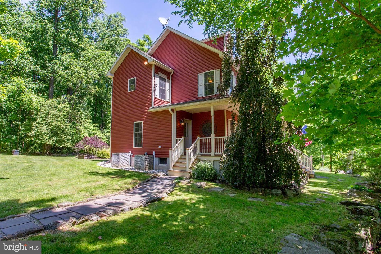 451 Lonely Cottage Rd