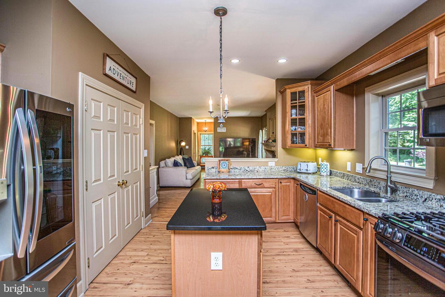 451 Lonely Cottage Rd