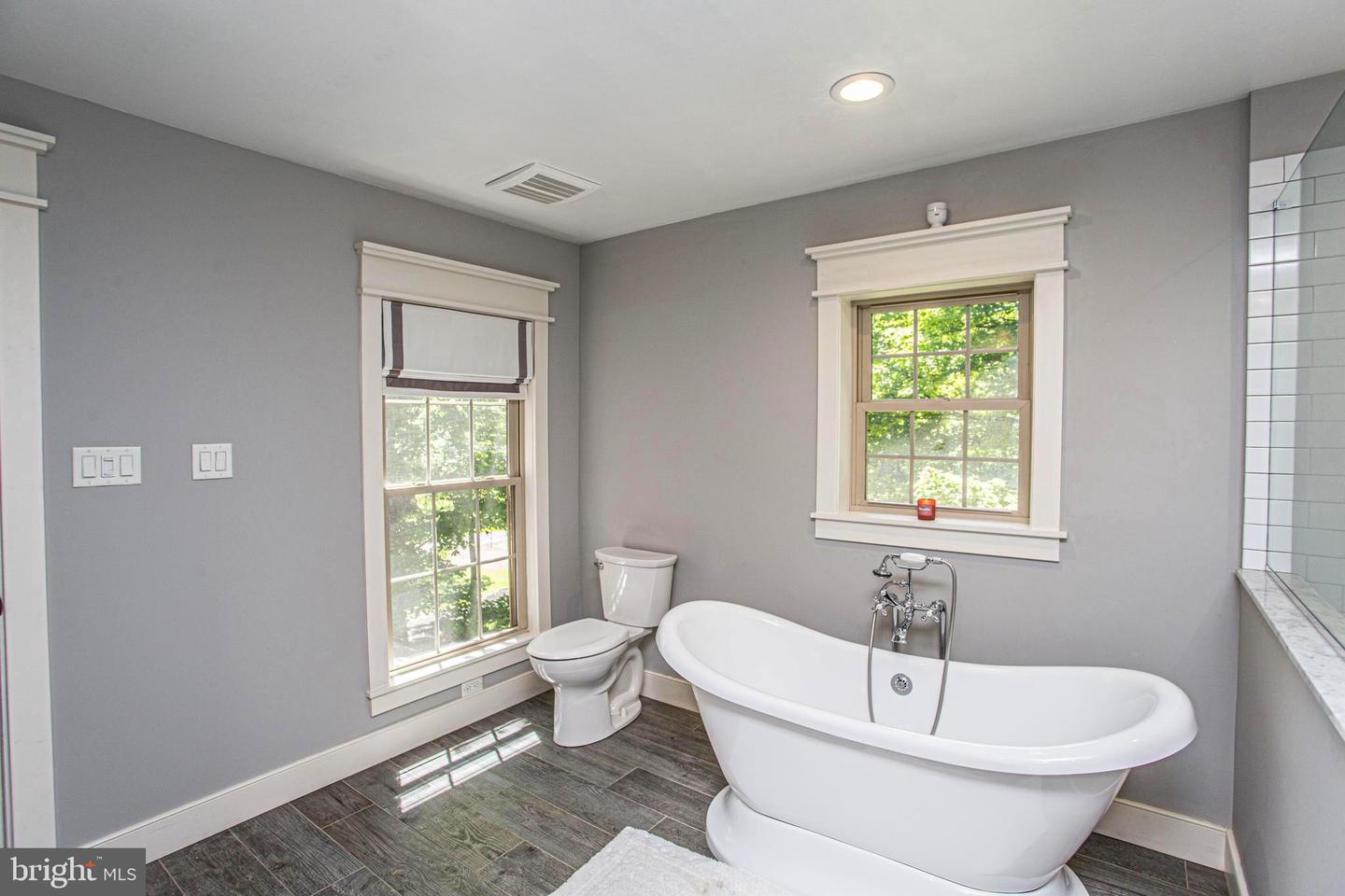 451 Lonely Cottage Rd