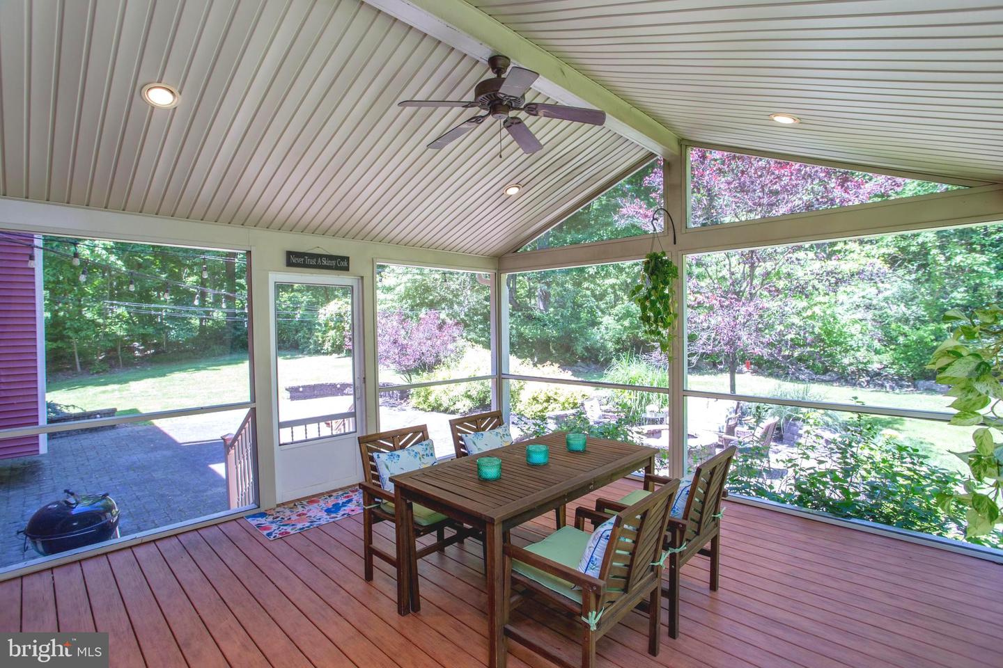 451 Lonely Cottage Rd