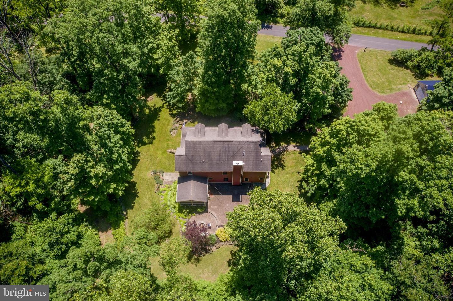 451 Lonely Cottage Rd