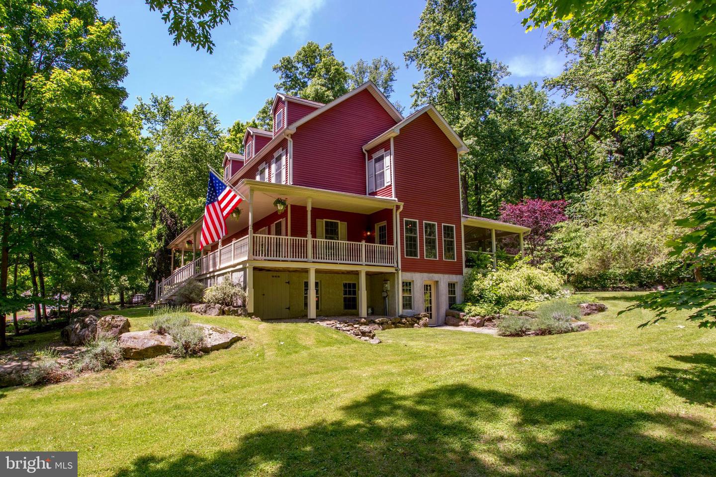 451 Lonely Cottage Rd