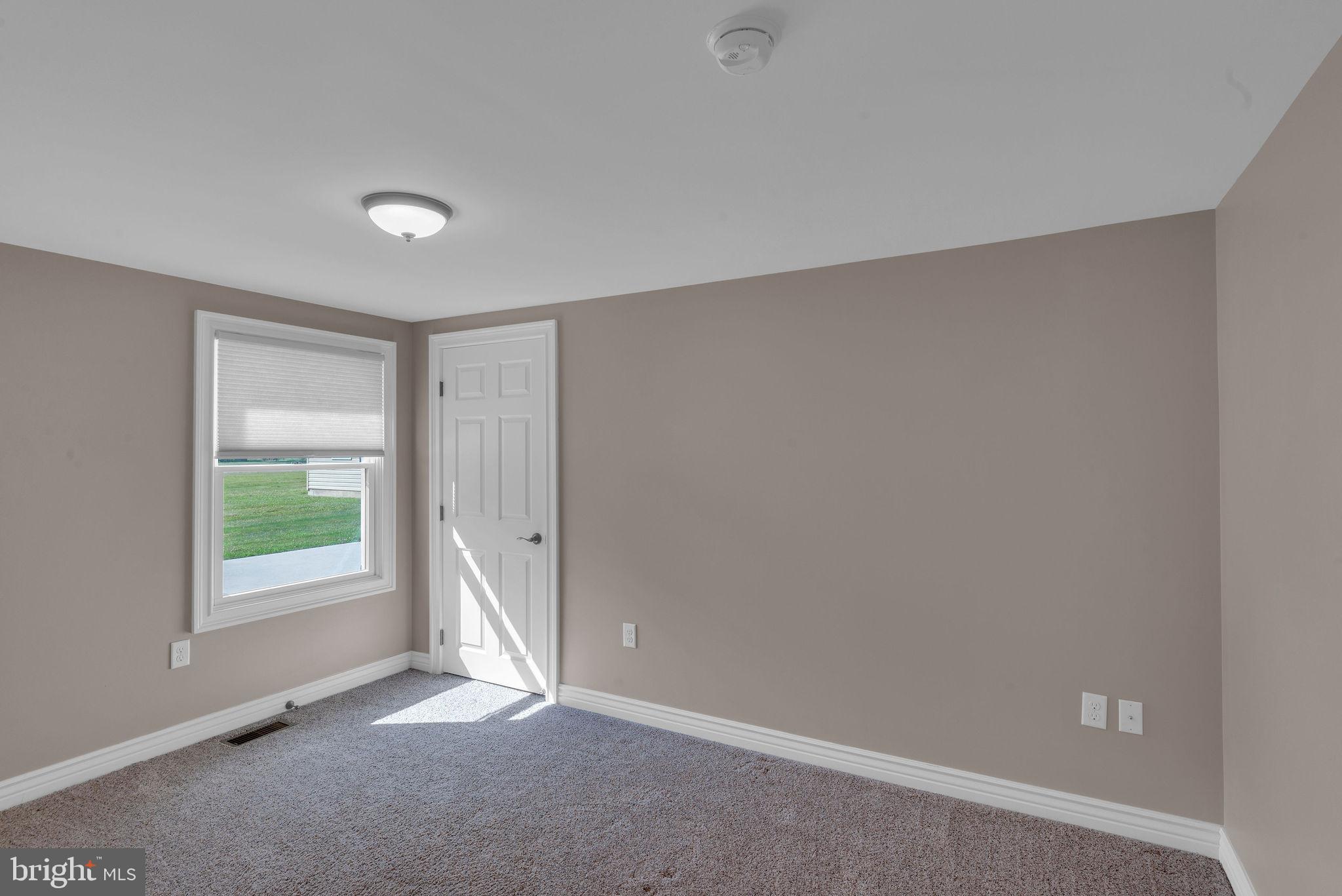 2015 MEETINGHOUSE RD