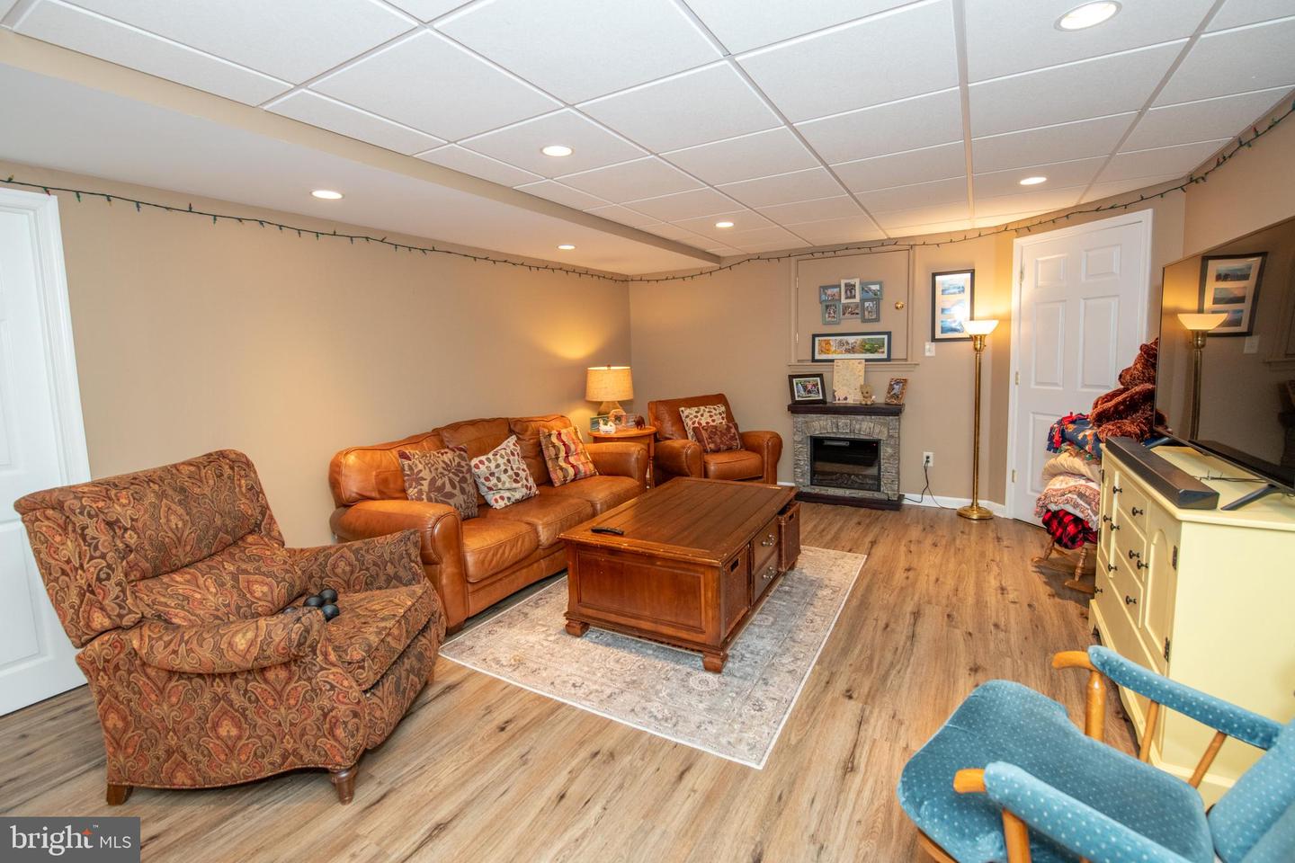 17 Bailey Dr