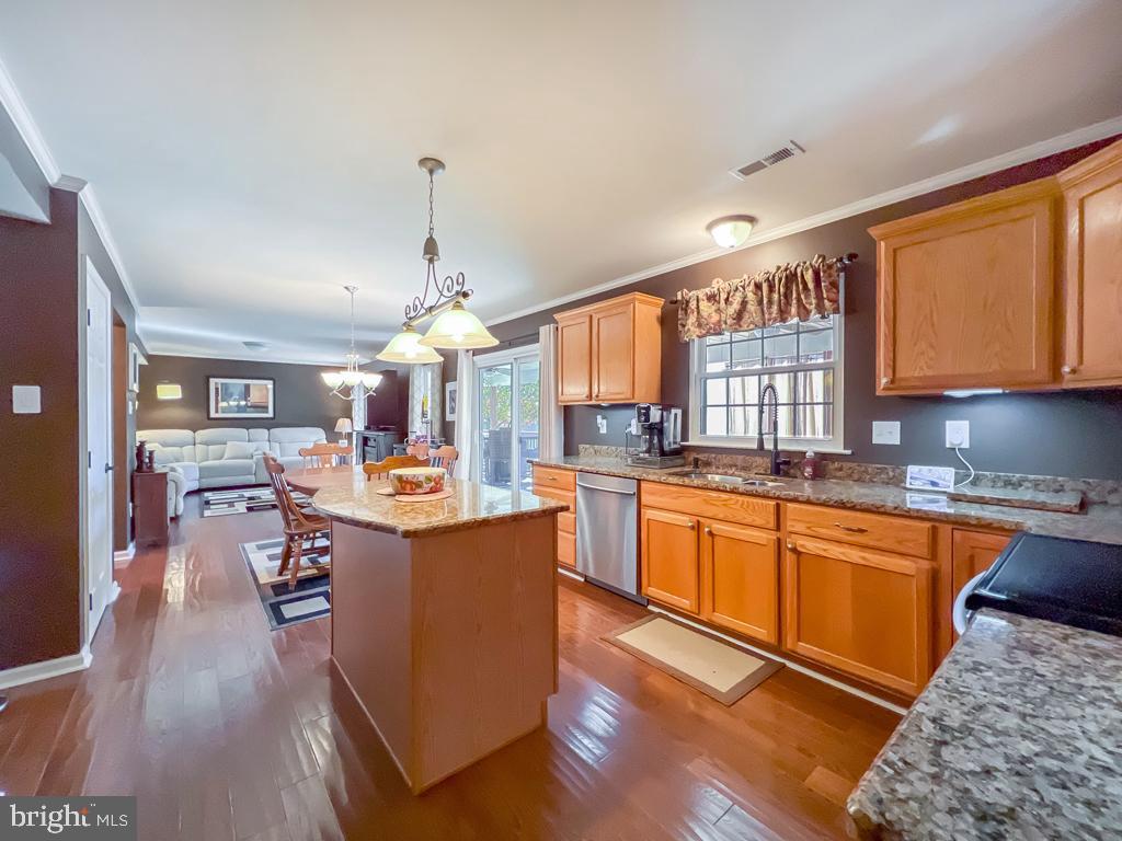 4522 Deep Glen Way
