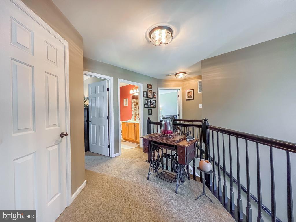 4522 Deep Glen Way