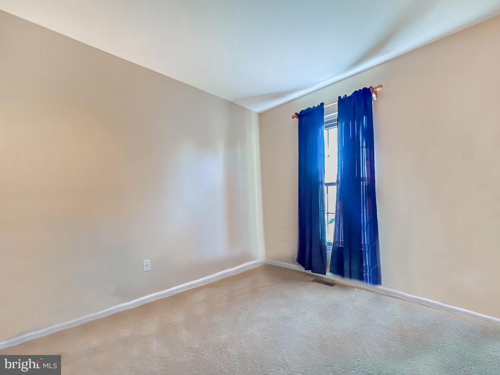 4522 Deep Glen Way