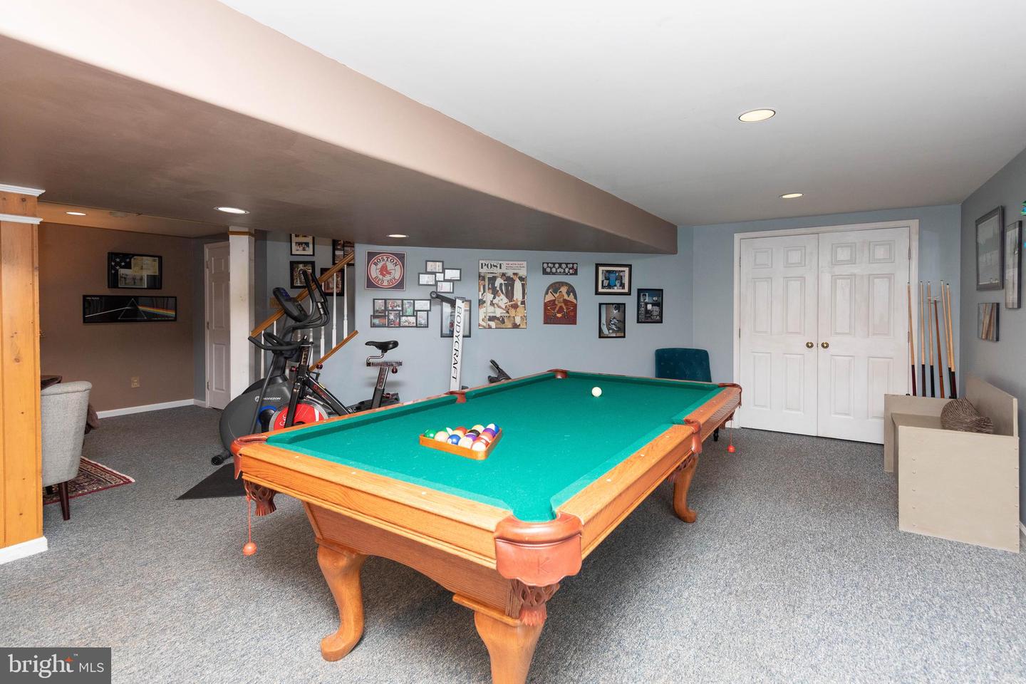 9 Endslow Ln