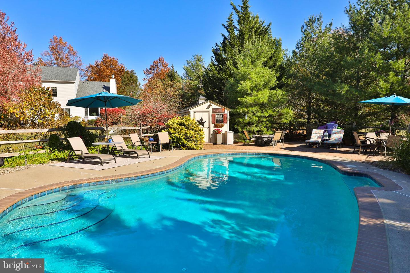 9 Endslow Ln