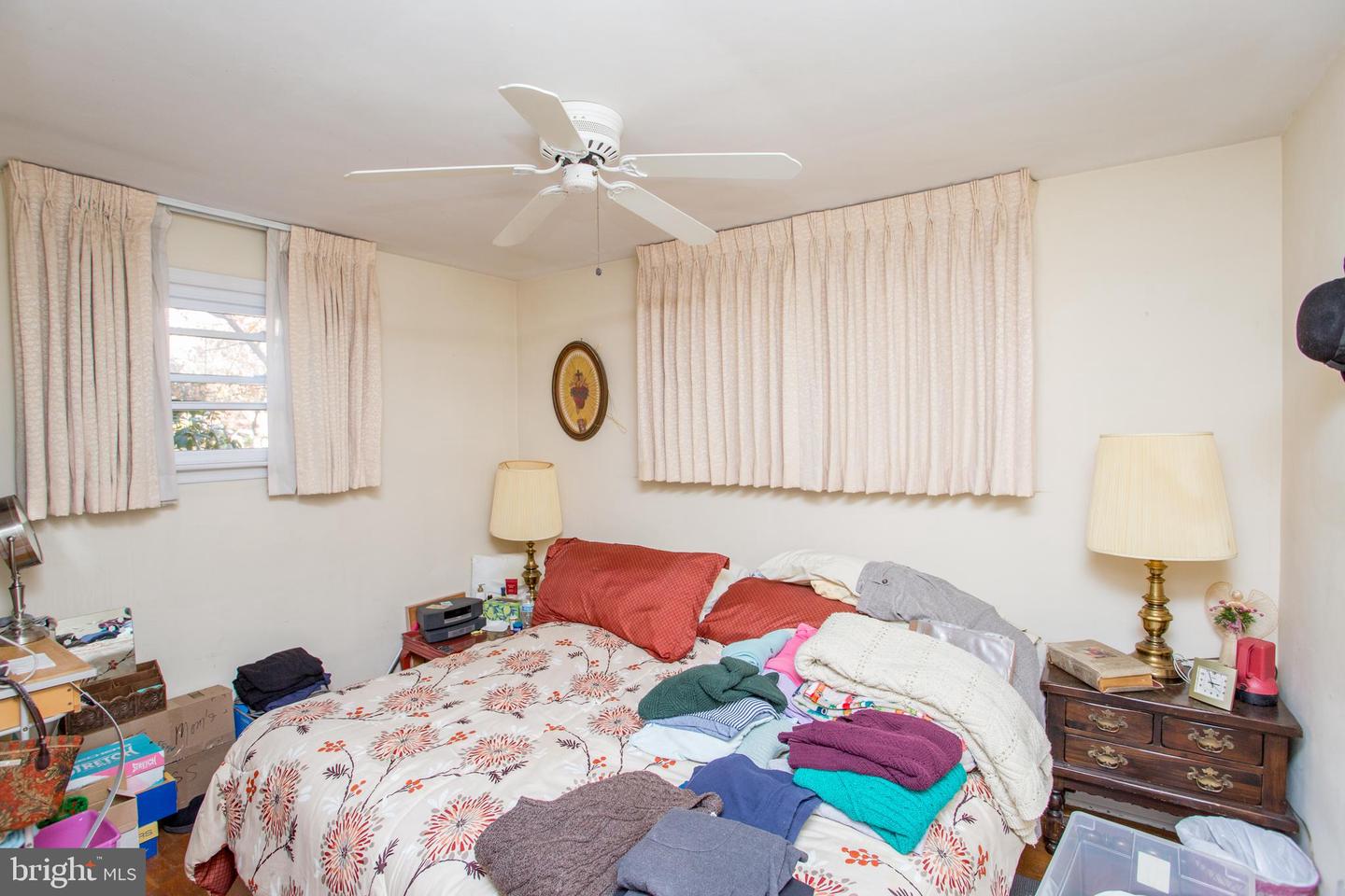 77 Davis Rd