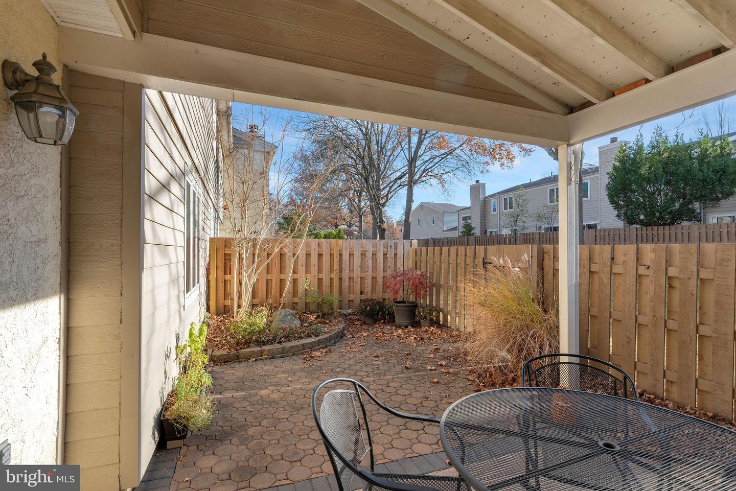 325 Dorset Ct