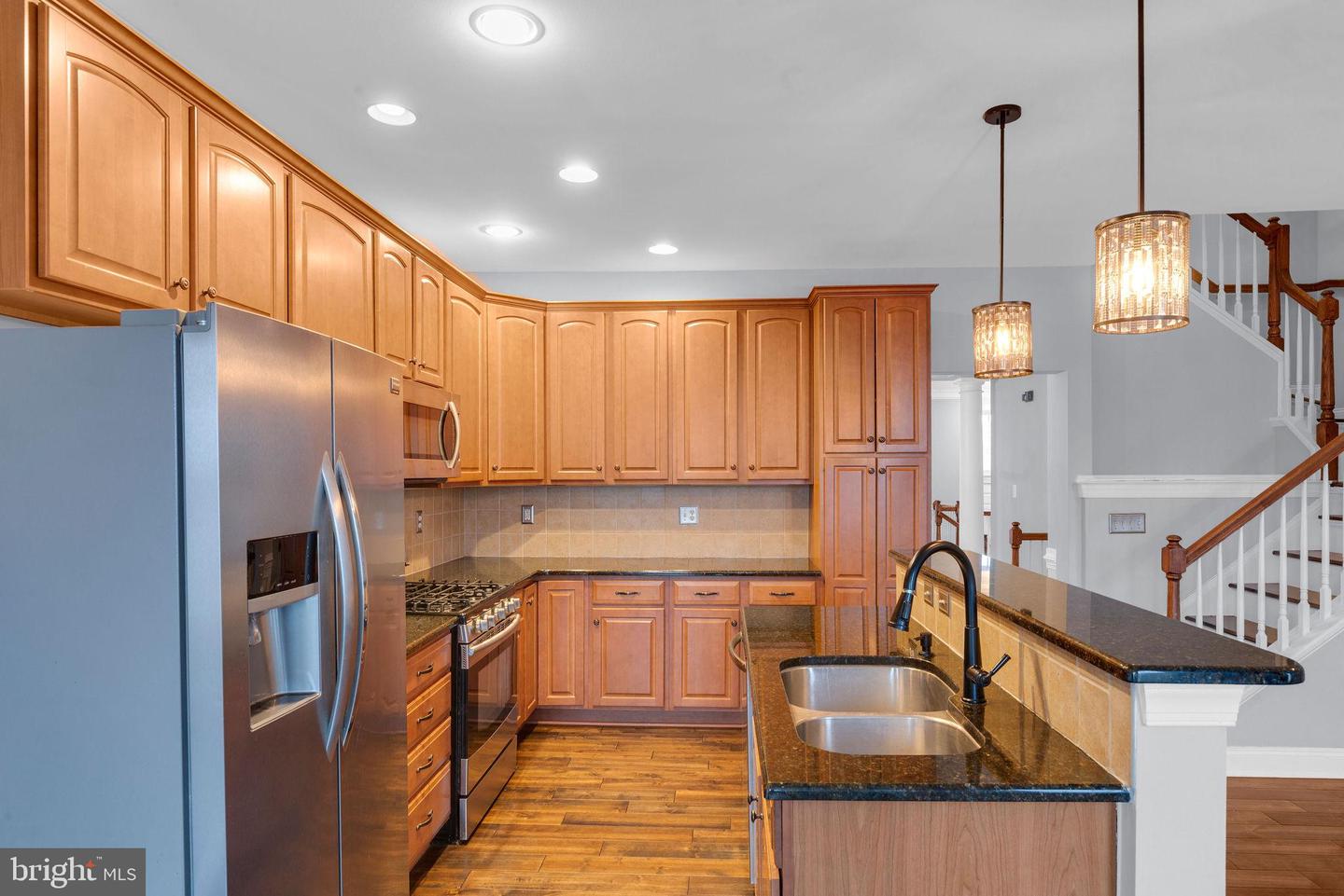 2259 ROSEMONT TER