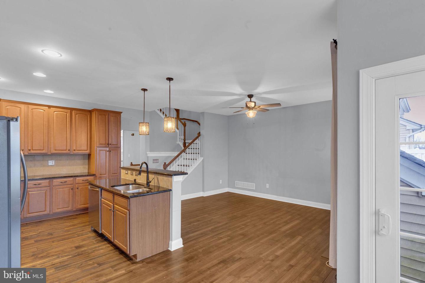 2259 ROSEMONT TER