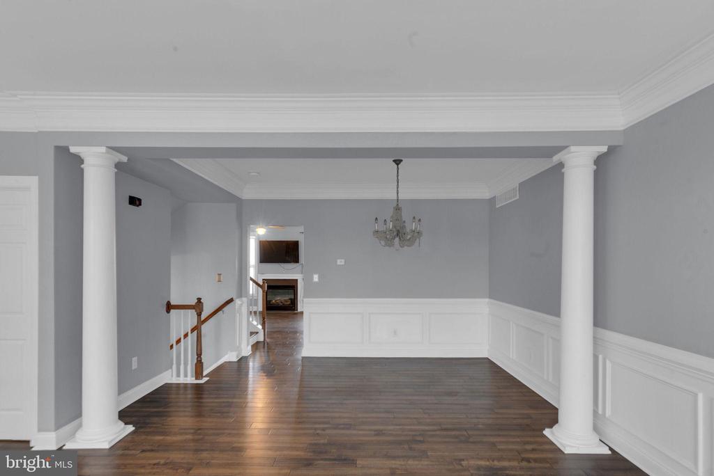 2259 ROSEMONT TER