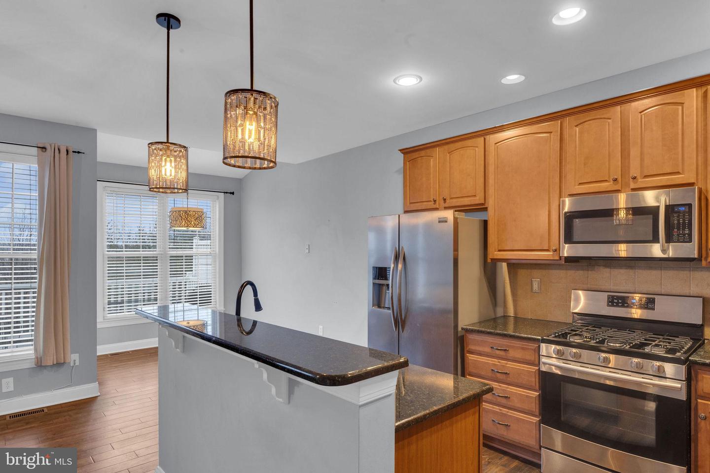 2259 ROSEMONT TER
