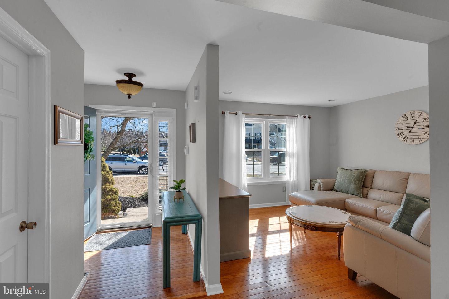 101 Windsor Ct