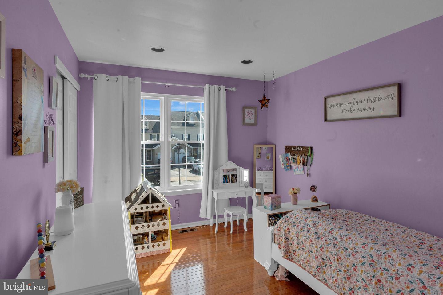 101 Windsor Ct