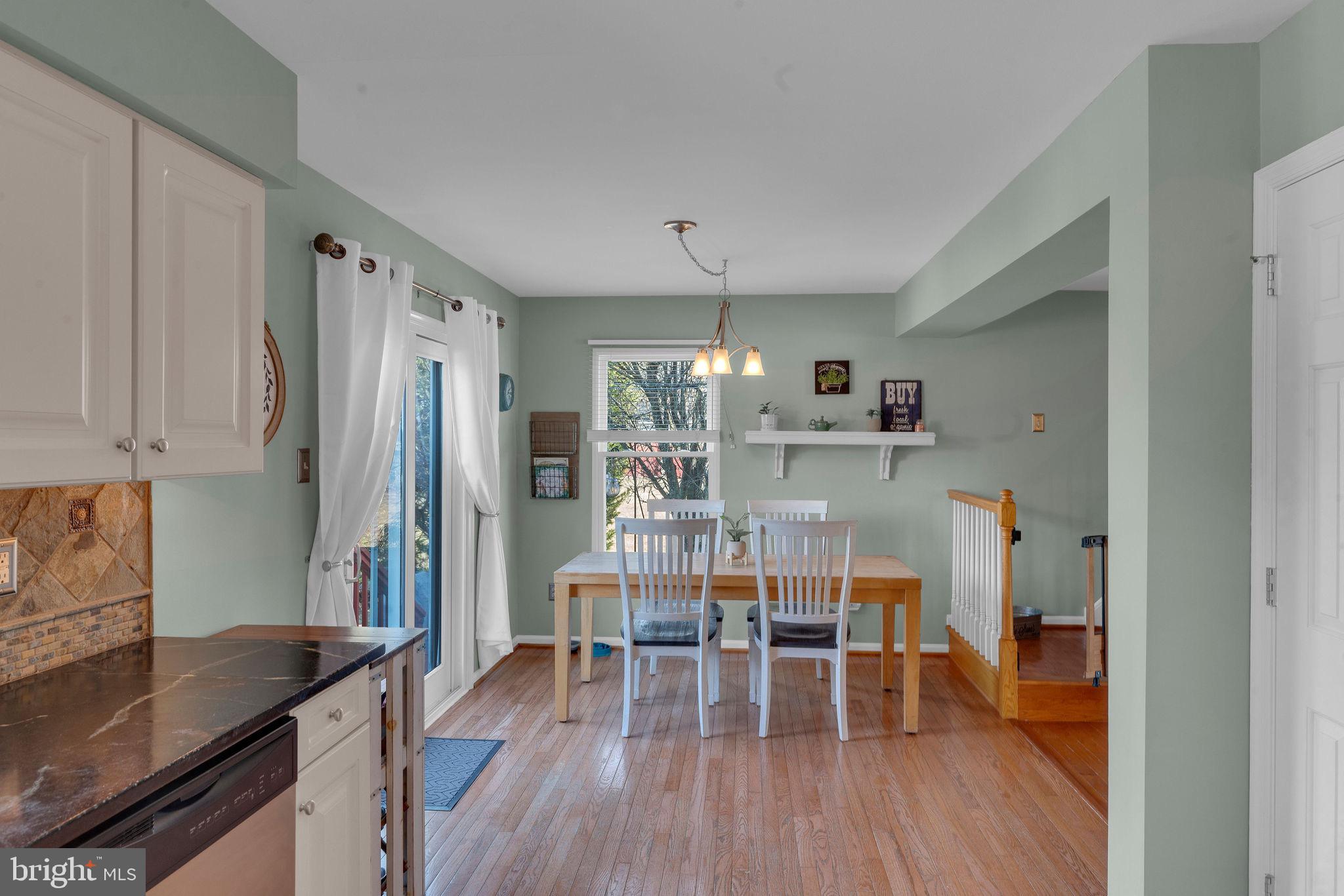 101 Windsor Ct