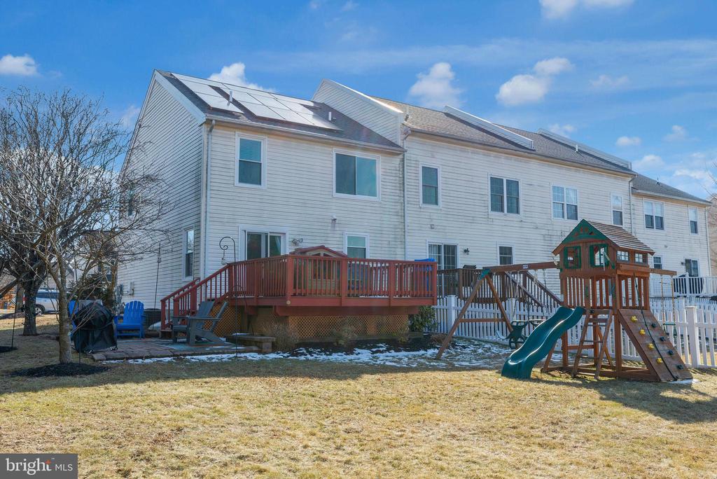 101 Windsor Ct