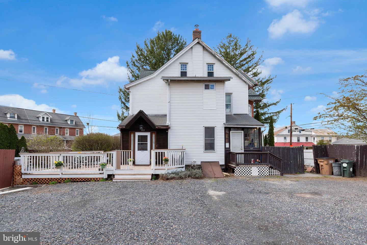 109 S Main St