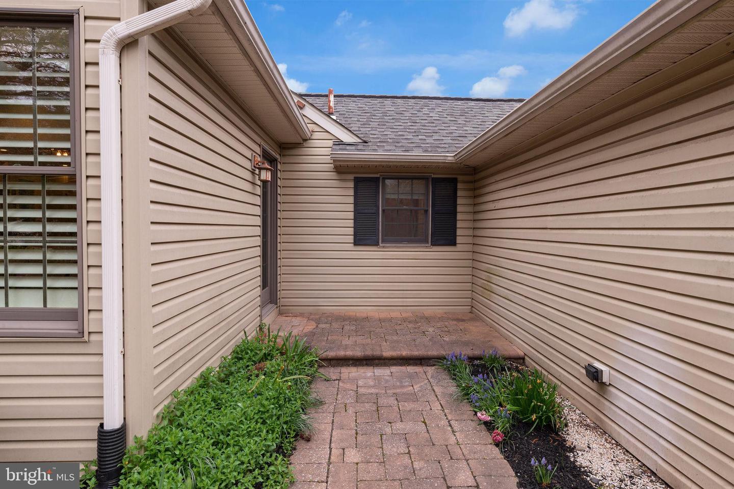 54 John Dyer Way