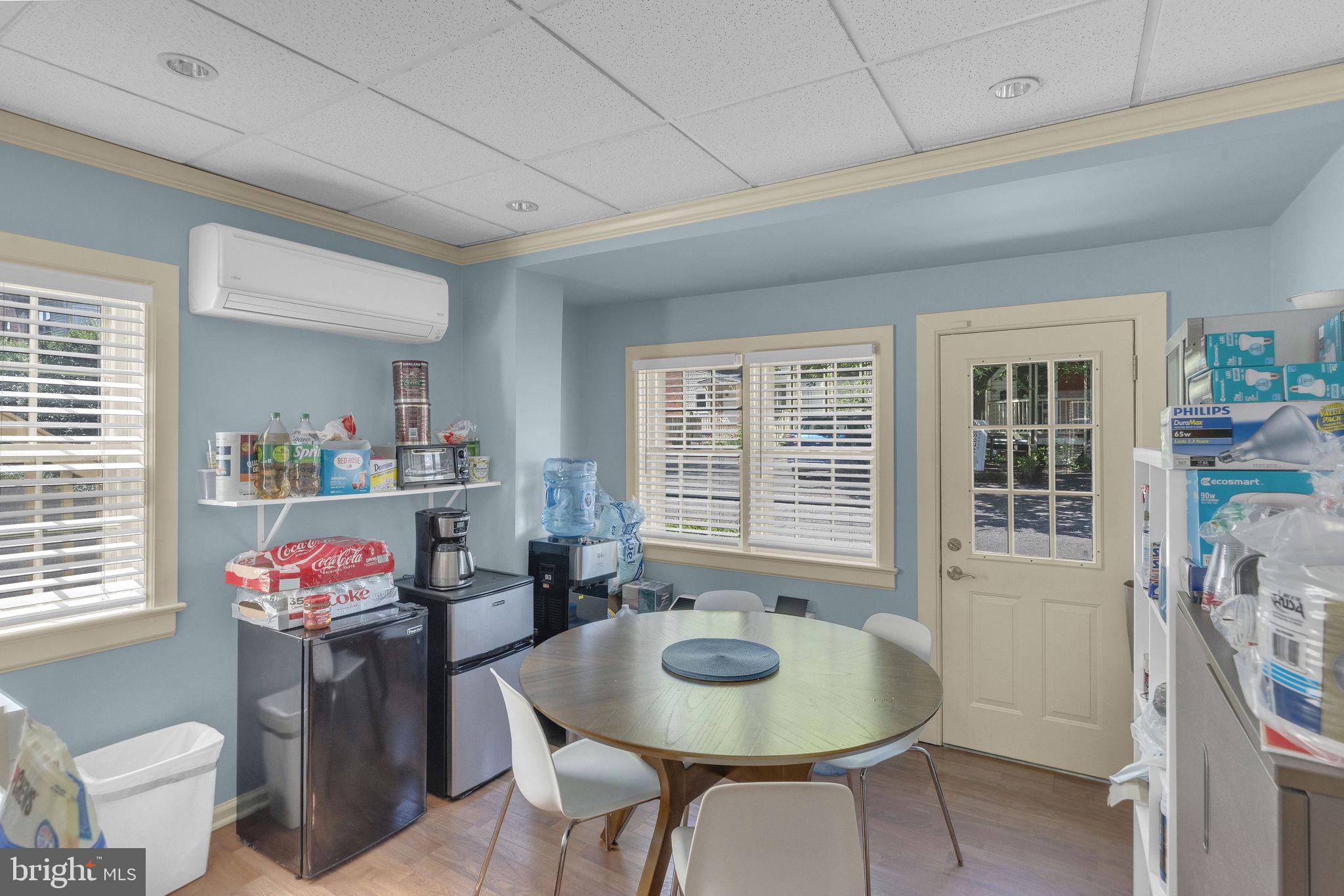 100 Mechanics St #Side Offce