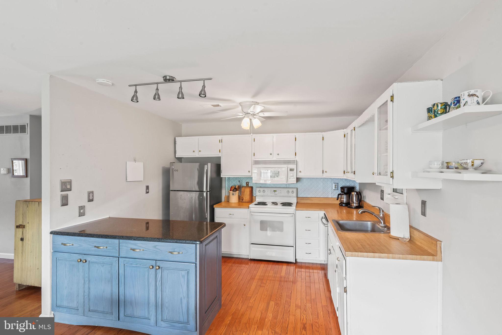 22 Gatehouse Ln