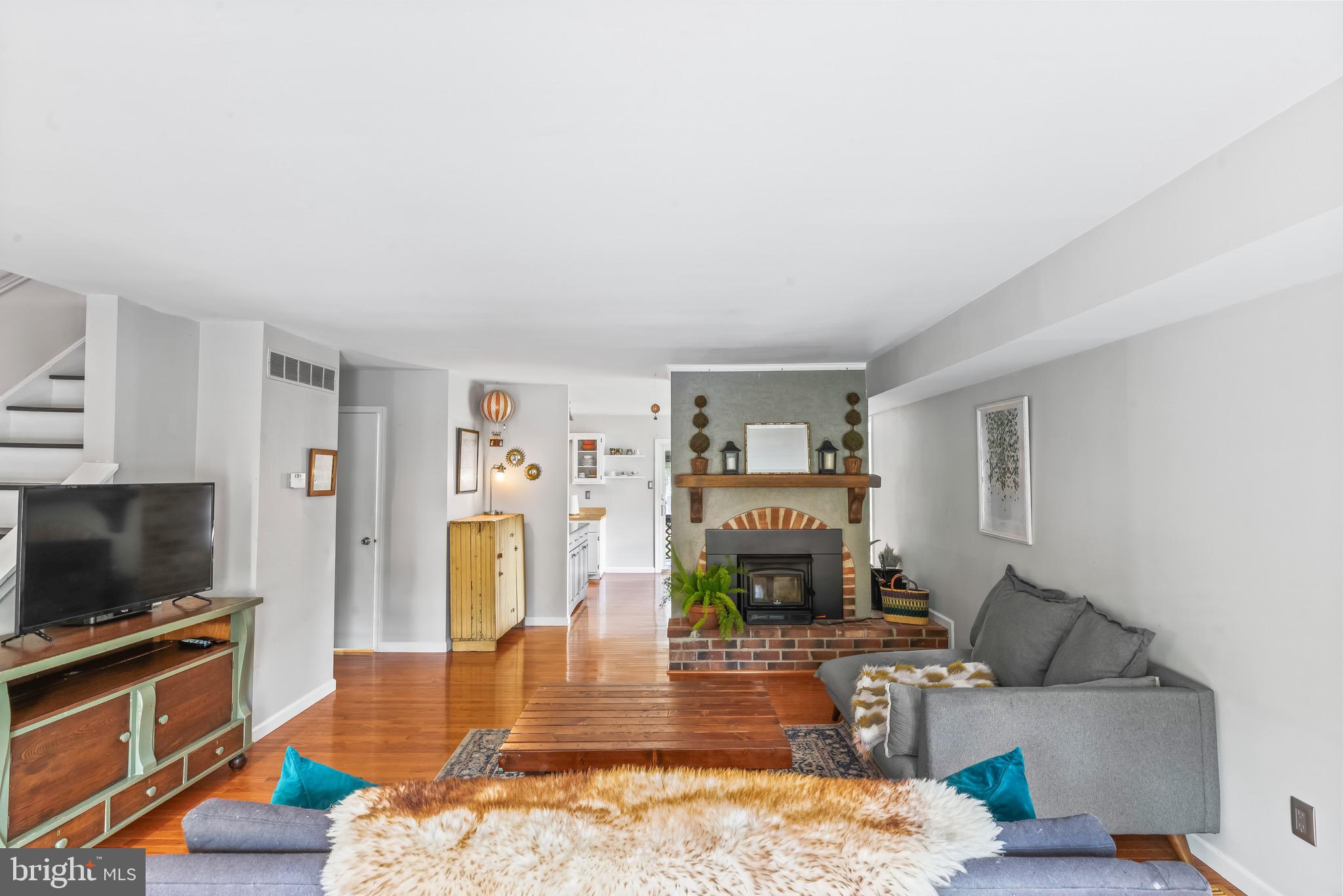 22 Gatehouse Ln