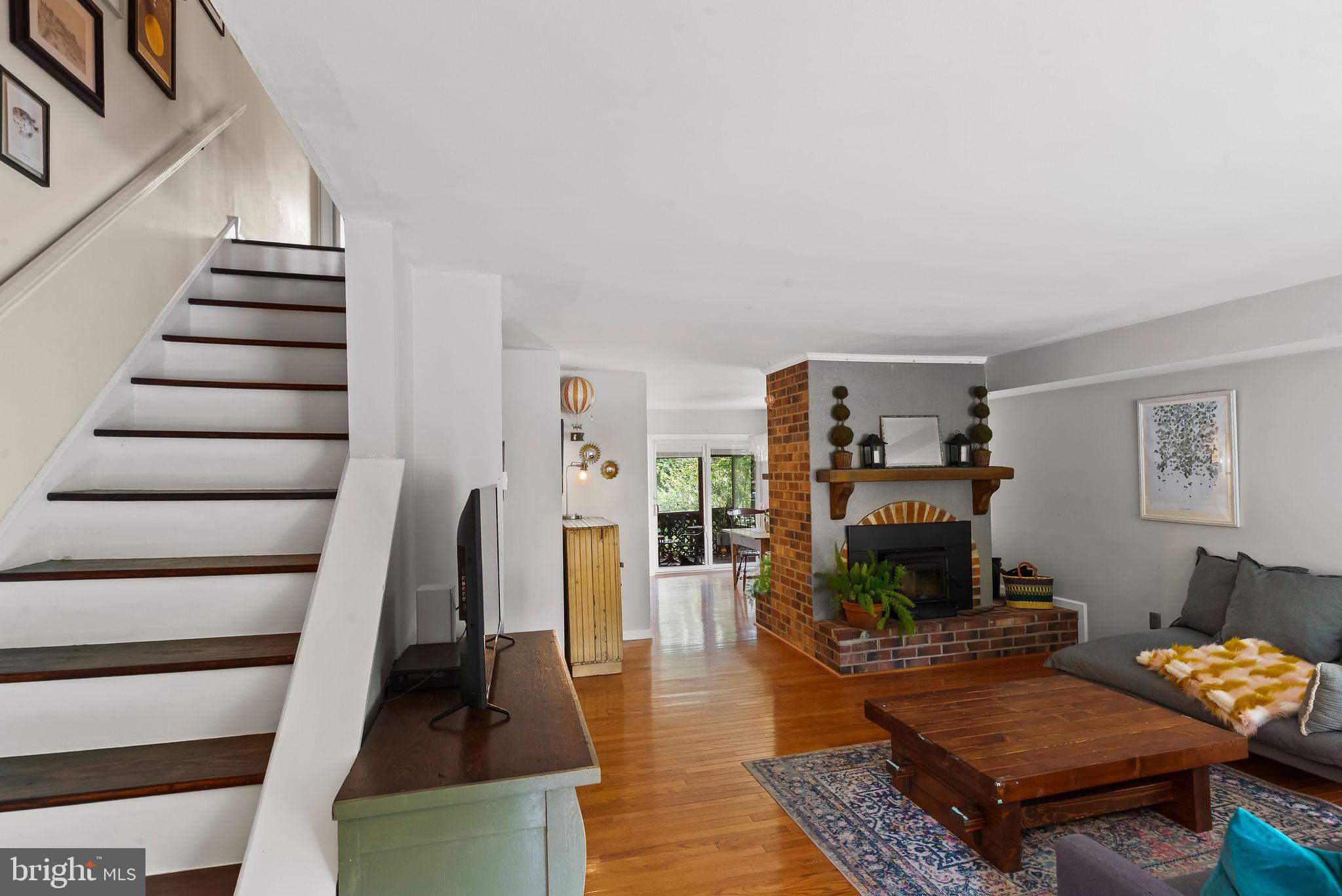 22 Gatehouse Ln