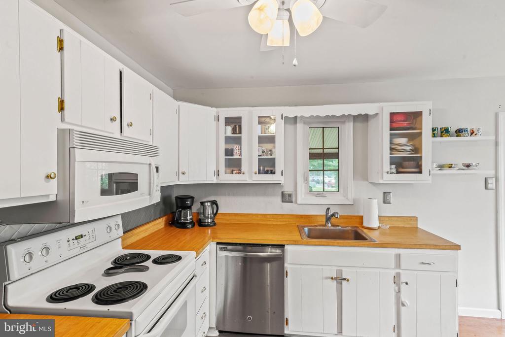 22 Gatehouse Ln