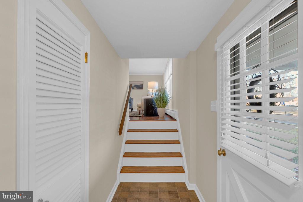 168 WALTON DRIVE