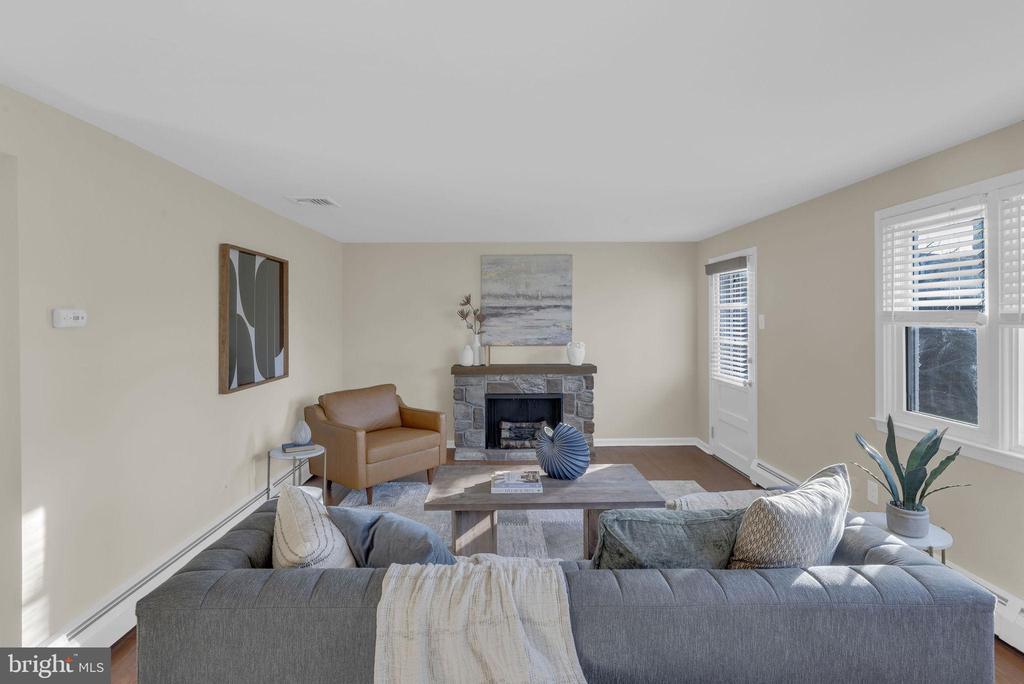 168 WALTON DRIVE