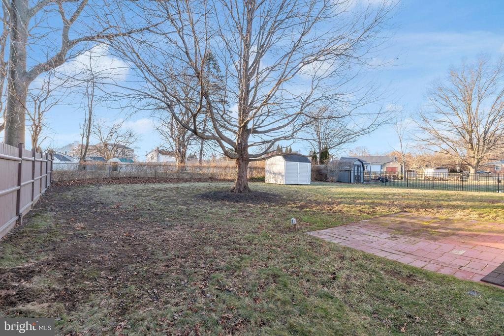 168 WALTON DRIVE