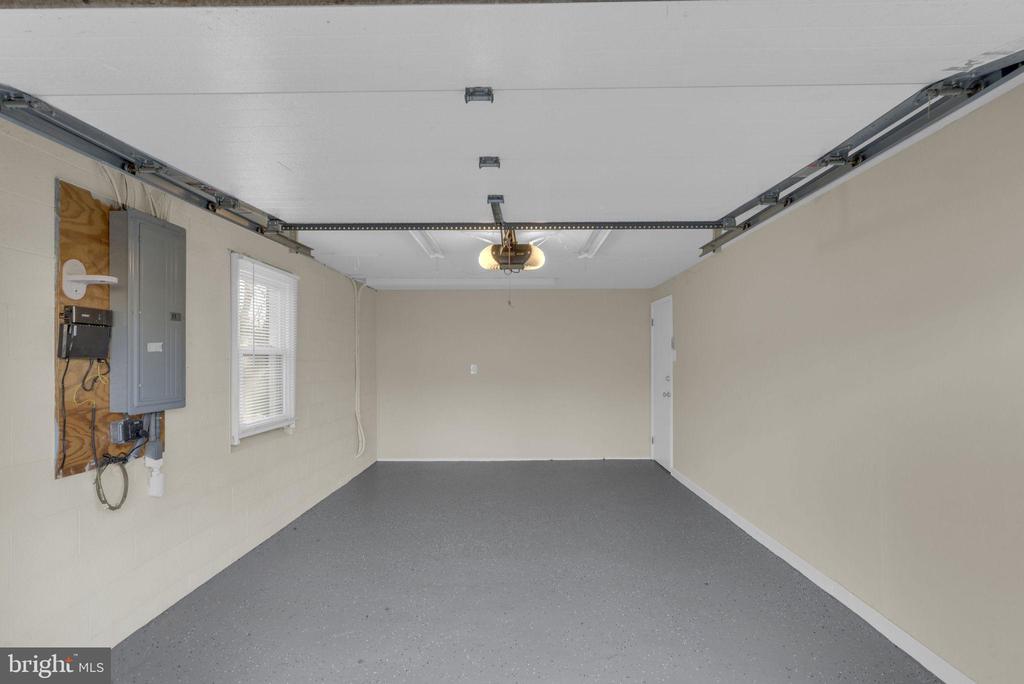 168 WALTON DRIVE