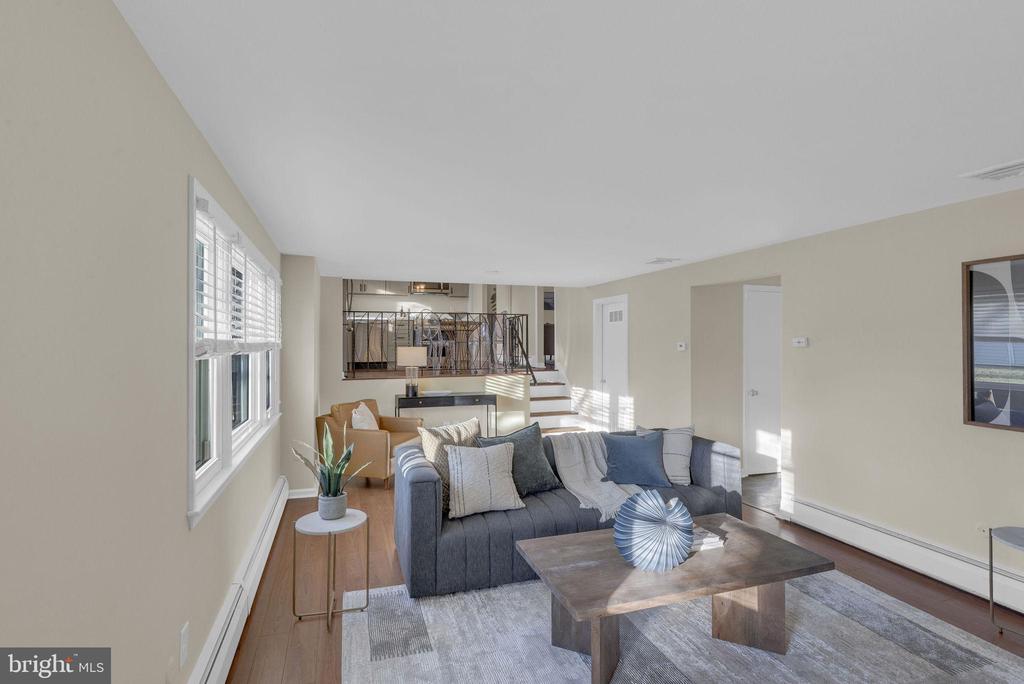 168 WALTON DRIVE