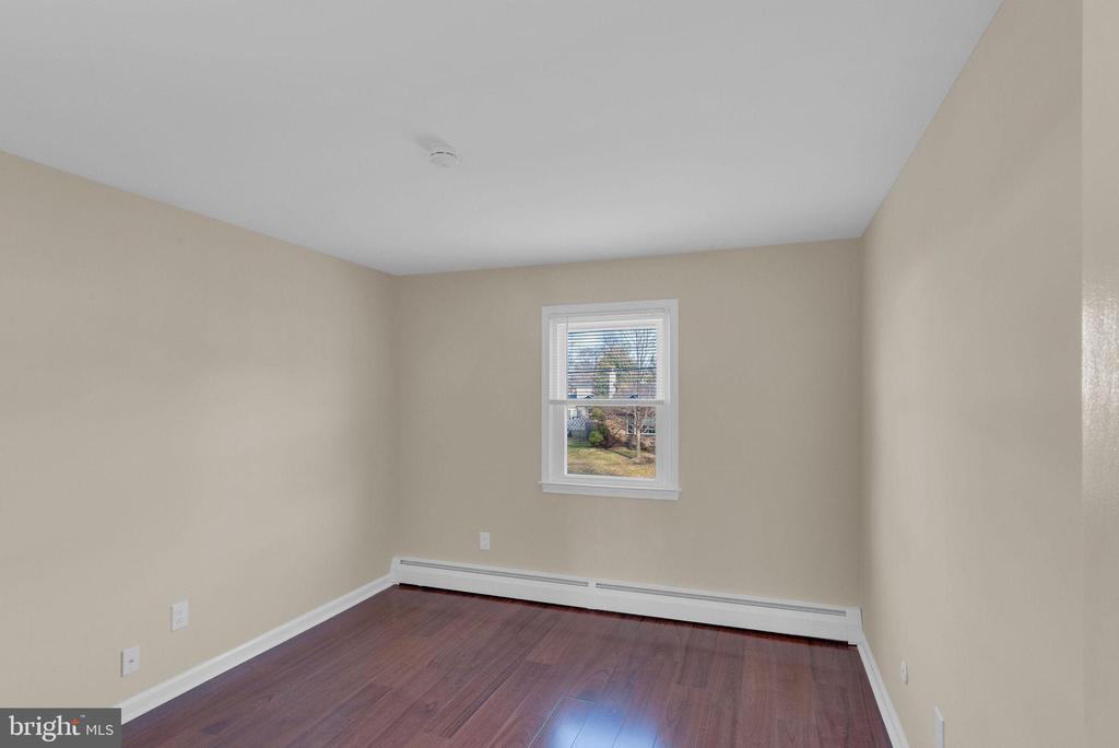 168 WALTON DRIVE
