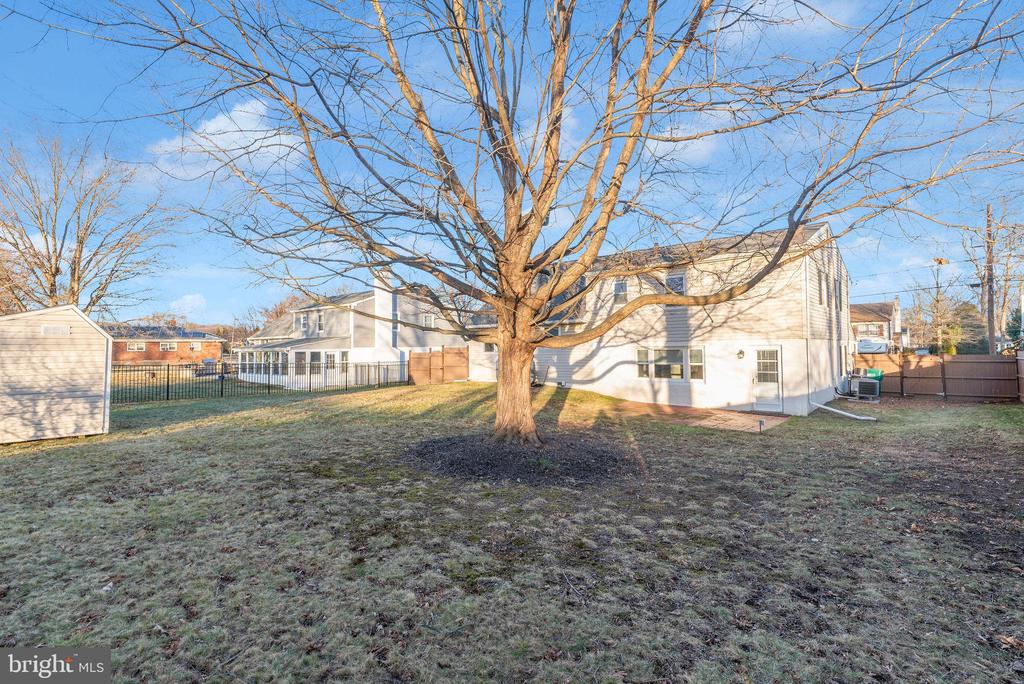 168 WALTON DRIVE
