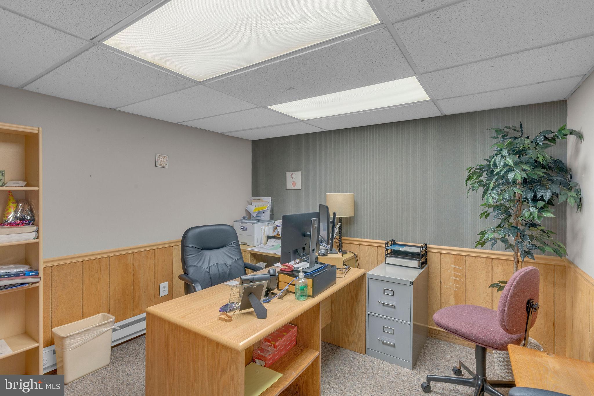 95 ALMSHOUSE ROAD 202