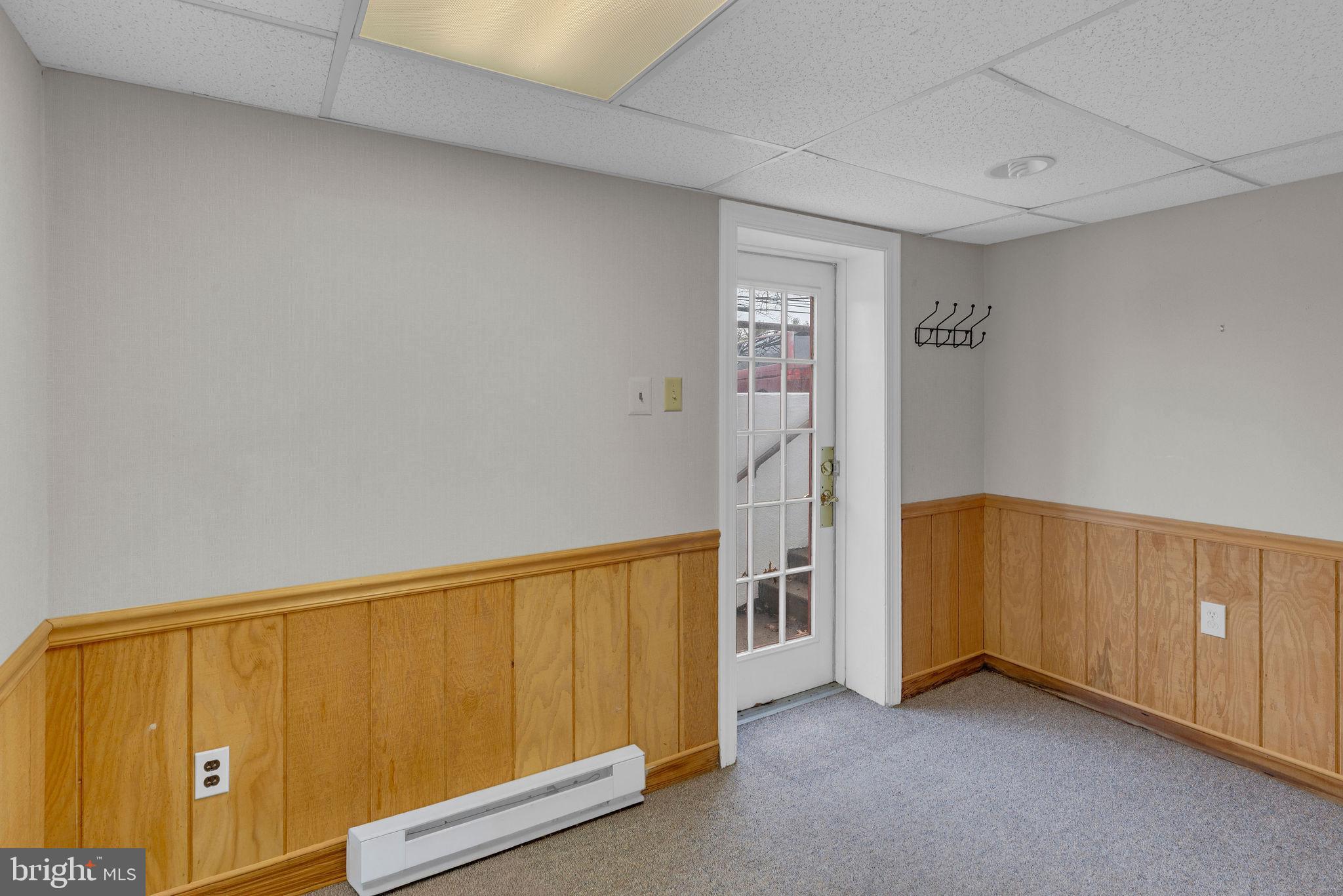 95 ALMSHOUSE ROAD 202