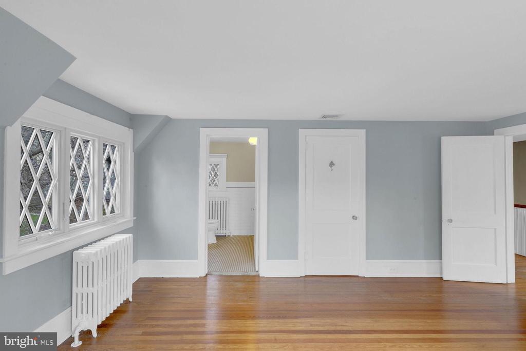 24 GOLF VIEW ROAD