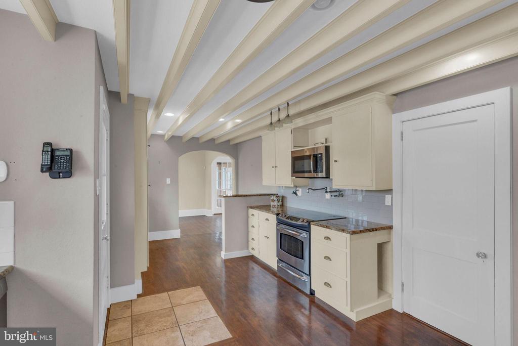 24 GOLF VIEW ROAD