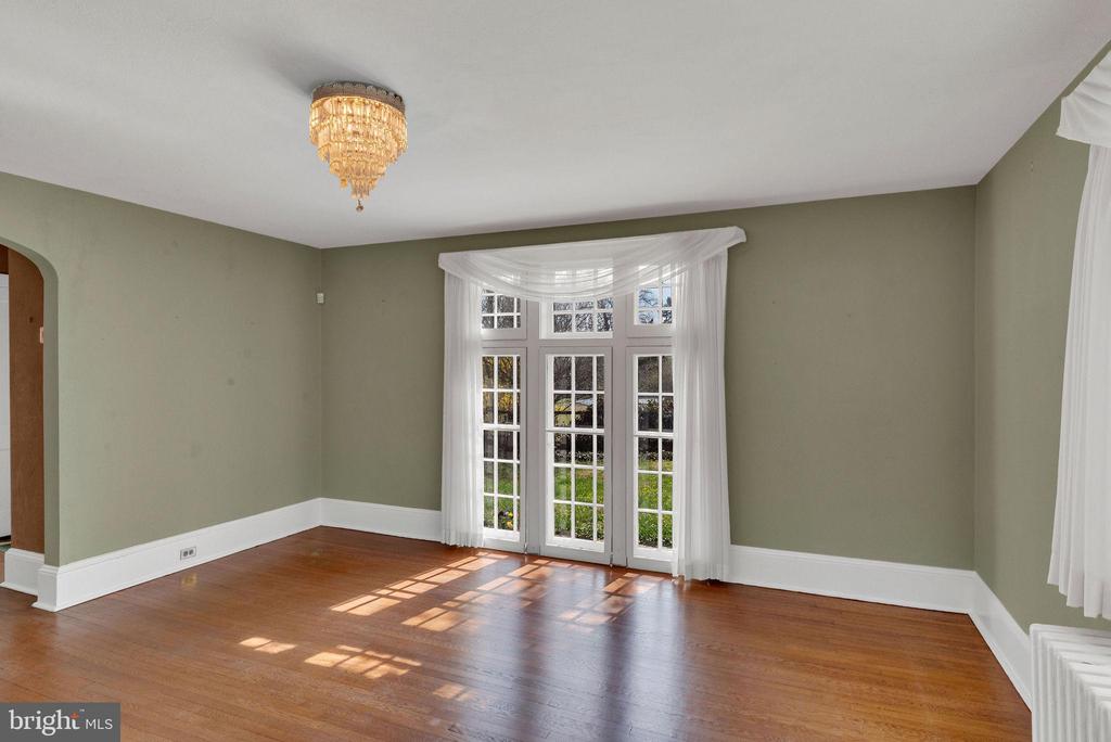 24 GOLF VIEW ROAD